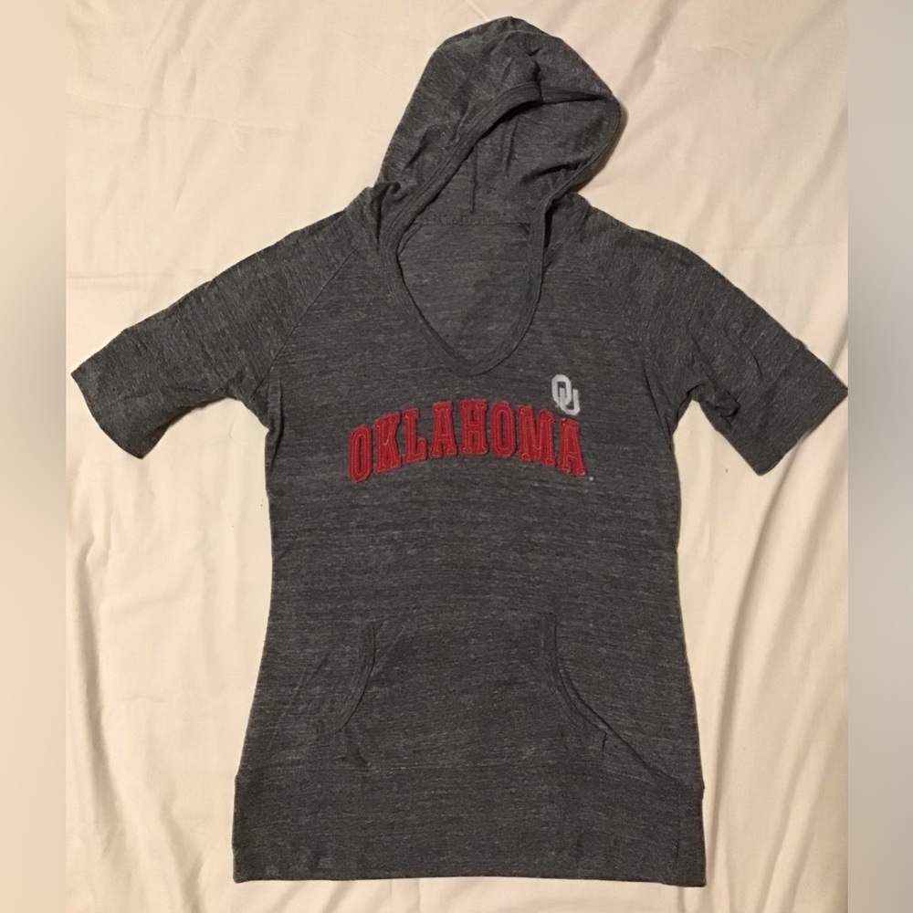 Gray Women’s Hooded Tee with Red Oklahoma Print